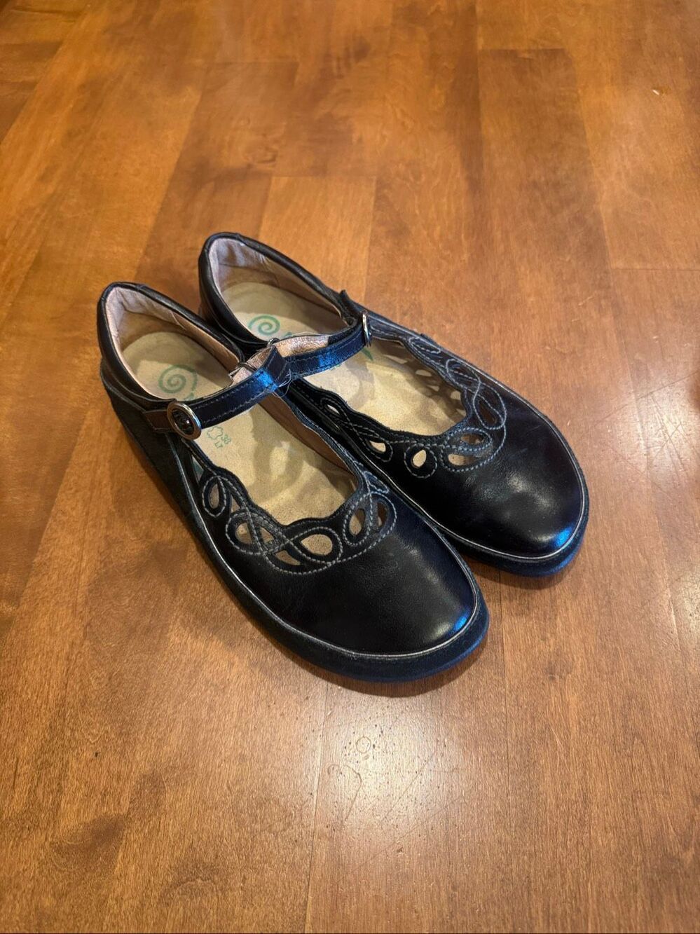 Naot Women’s 38 US 7-7.5 Black Leather Mary Jane Cutout Comfort Shoes